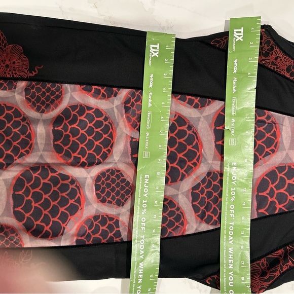 Vintage Red and Black Hexagonal Patterned Dress NWT XL - Picture 16 of 16